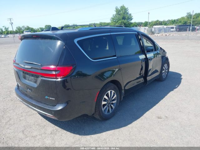 2021 CHRYSLER PACIFICA HYBRID 2C4RC1L71MR585857 Photo 3