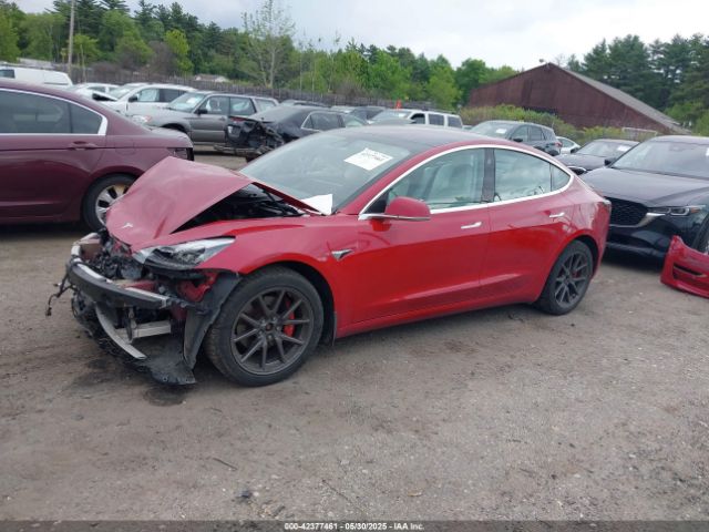 5YJ3E1EB8JF064241 Tesla 2018