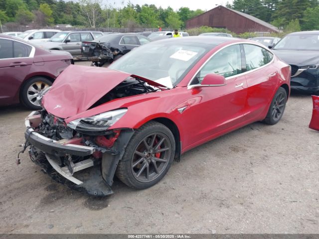 5YJ3E1EB8JF064241 Tesla 2018