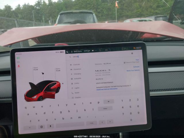 5YJ3E1EB8JF064241 Tesla 2018