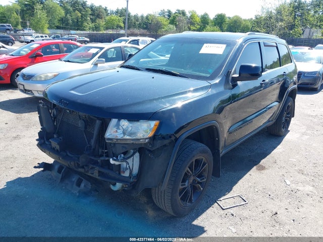 Продаж на аукціоні авто 2013 Jeep Grand Cherokee Laredo, vin: 1C4RJFAGXDC586844, номер лоту: 42377464