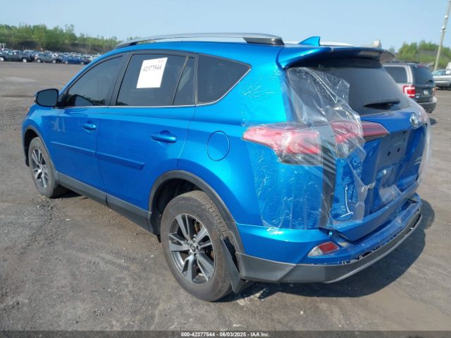 JTMRFREV0JD242215 Toyota Rav4 Xle