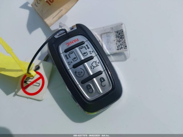2C4RC1BG5PR573989 Chrysler Pacifica Touring L