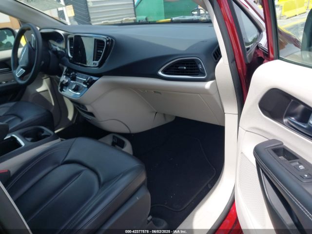 2C4RC1BG5PR573989 Chrysler Pacifica Touring L