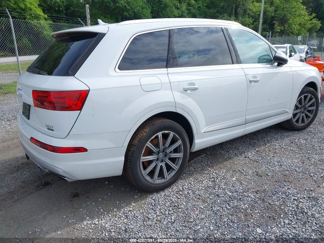 2017 AUDI Q7 WA1LAAF75HD049780 Photo 3