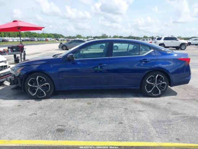 1N4BL4CVXRN383417 Nissan Altima Sr Fwd
