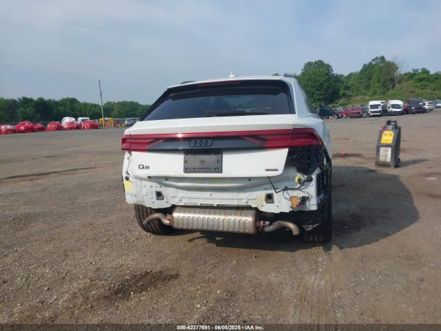 2021 AUDI Q8 WA1EVAF10MD035031 Photo 5