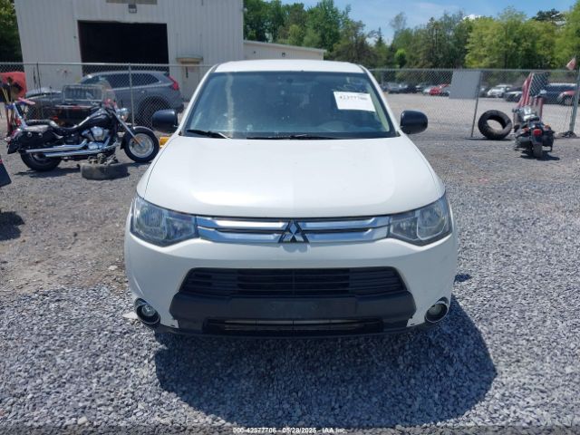 JA4AD2A31FZ008264 Mitsubishi Outlander Es