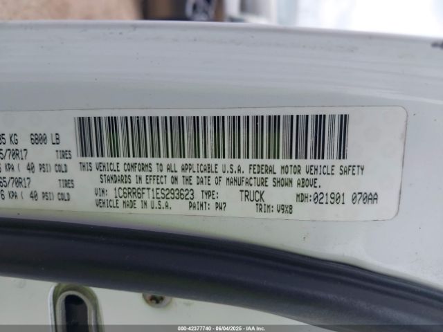 2014 RAM 1500 1C6RR6FT1ES293623 Photo 8