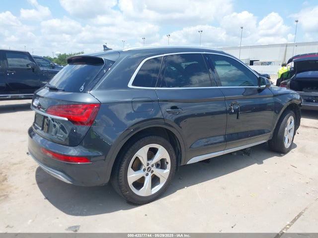 2021 AUDI Q5 WA1BAAFY2M2092466 Photo 3