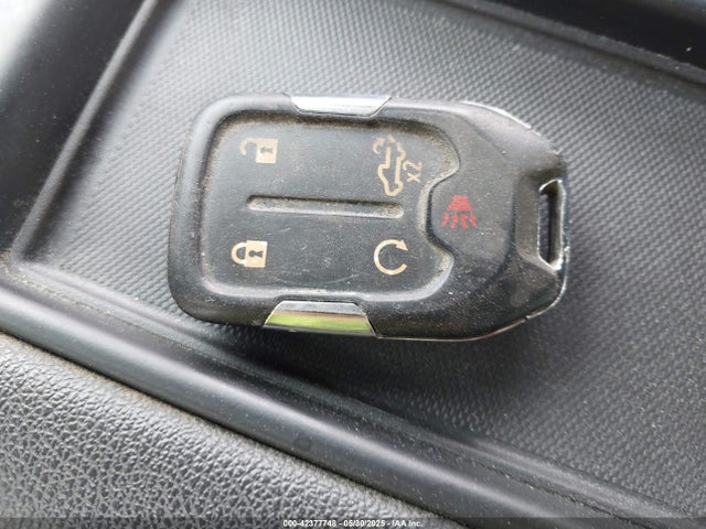 1GCRYEED1MZ446832 Chevrolet l84