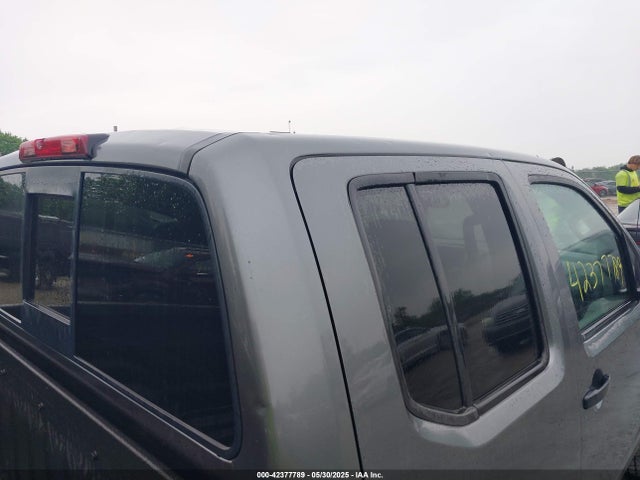 1N6AD0ER9GN781689 Nissan Frontier Desert Runner