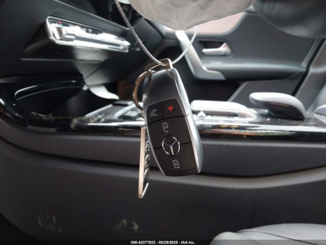 2021 MERCEDES-BENZ A 220 W1K3G4FB9MJ316415 Photo 10