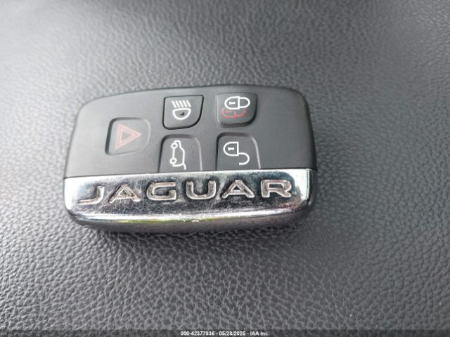 2019 JAGUAR F-PACE SADCK2GX3KA602396 Photo 10