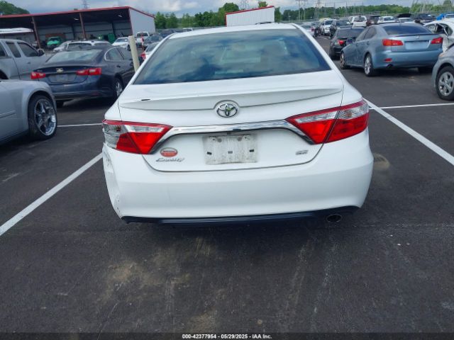 4T1BF1FK5GU236065 Toyota CAMRY SE