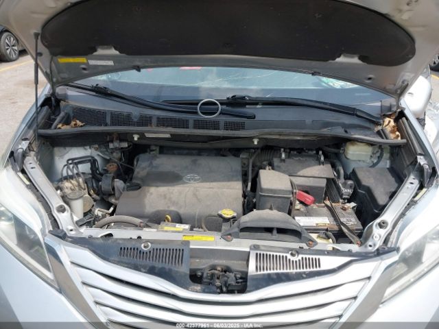 2016 TOYOTA SIENNA 5TDDK3DC4GS139010 Photo 9