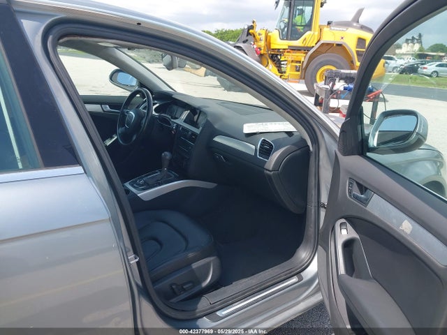 2011 AUDI A4 WAUFFAFL2BA068133 Photo 4