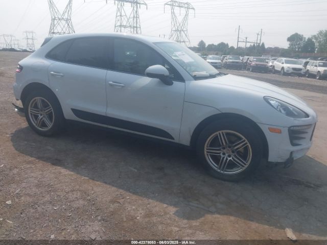 2018 PORSCHE MACAN WP1AA2A58JLB19260