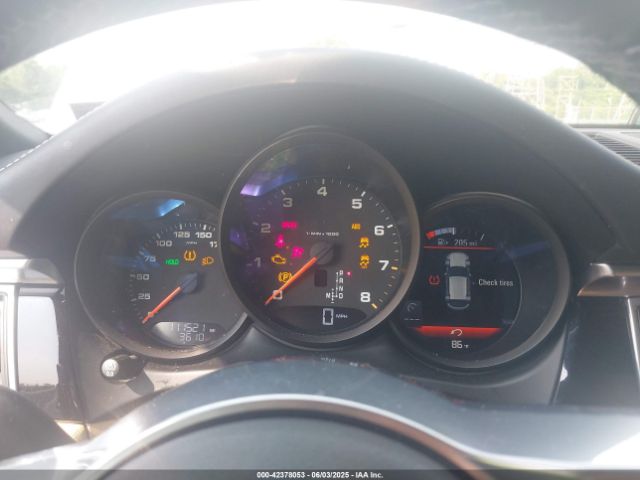 2018 PORSCHE MACAN WP1AA2A58JLB19260 Photo 6
