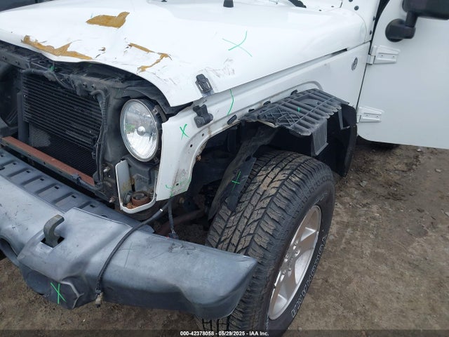 1C4AJWAG9HL611476 Jeep Wrangler Sport 4x4