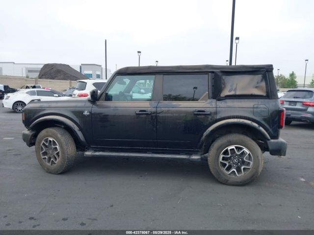 1FMDE5BH2NLB22556 Ford Bronco Outer Banks