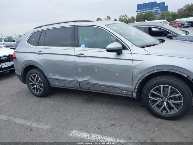 3VV3B7AX0LM108973 Volkswagen Tiguan 2.0t Se/2.0t Se R-line Black/2.0t Sel