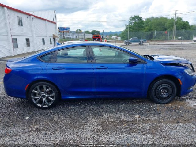 1C3CCCBG0FN615972 Chrysler 2015