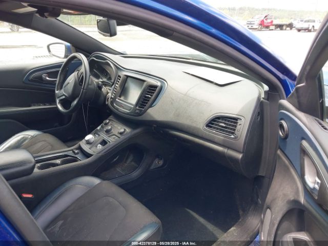 1C3CCCBG0FN615972 Chrysler 2015