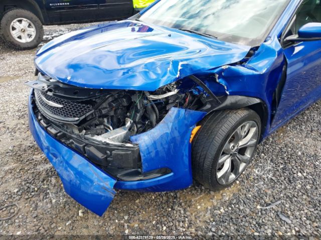 1C3CCCBG0FN615972 Chrysler 2015