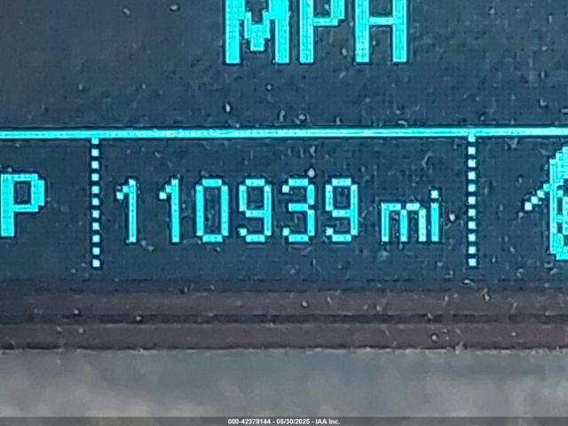 2GNALCEK8H1558113 Chevrolet EQUINOX LT