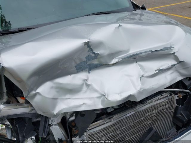 2GNALCEK8H1558113 Chevrolet EQUINOX LT