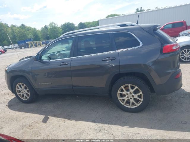 1C4PJMCB4GW241454 Jeep Cherokee Latitude