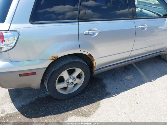 2004 MITSUBISHI OUTLANDER JA4LZ41FX4U041418 Photo 5