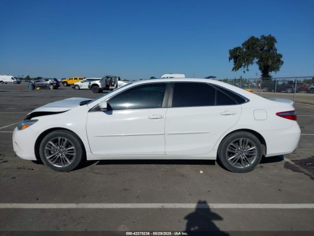 4T1BF1FK0FU988223 Toyota CAMRY SE