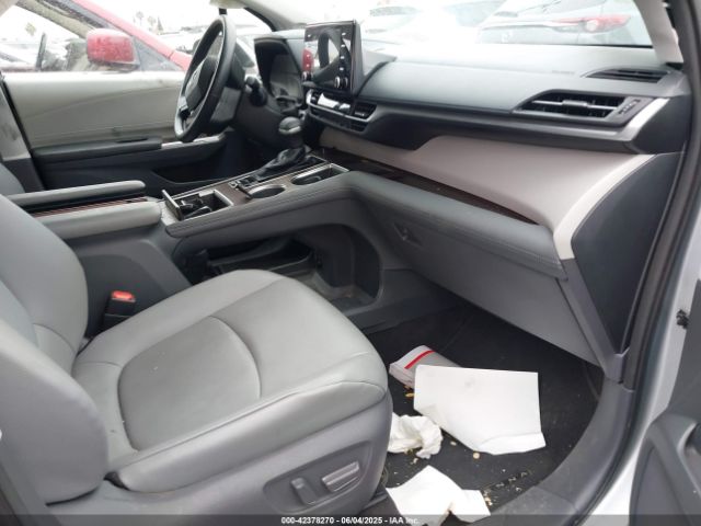 2021 TOYOTA SIENNA 5TDJRKEC7MS033301 Photo 4