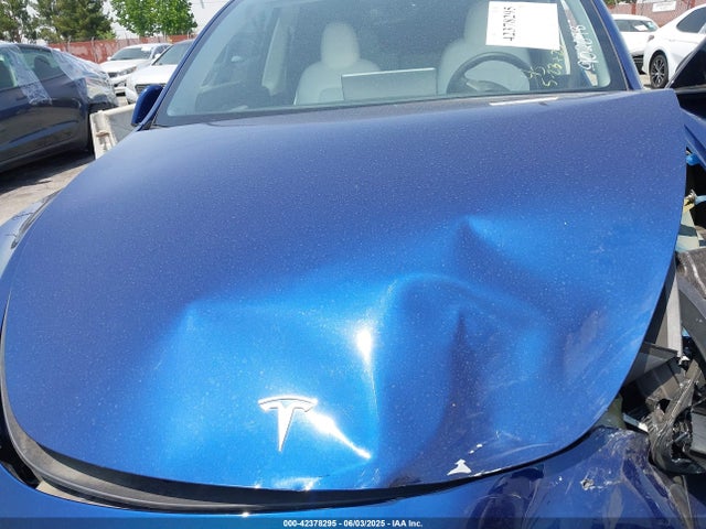 2023 TESLA MODEL Y 7SAYGDEE5PF902698 Photo 9