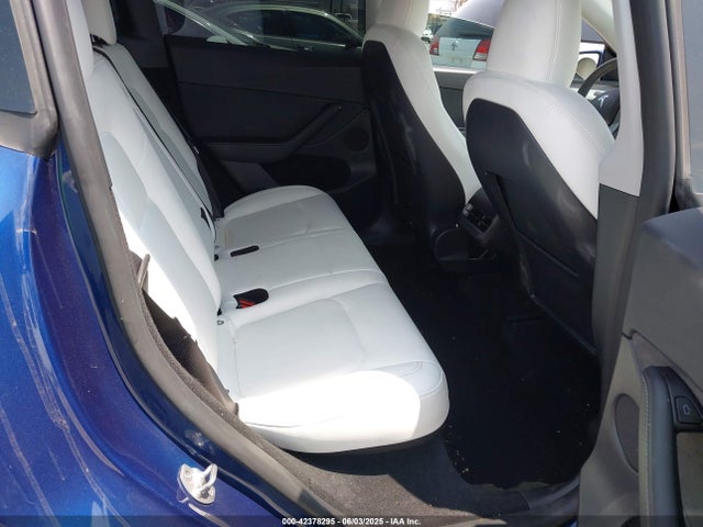 2023 TESLA MODEL Y 7SAYGDEE5PF902698 Photo 7