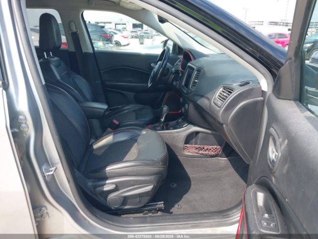 3C4NJDDB5JT451192 Jeep Compass Trailhawk 4x4
