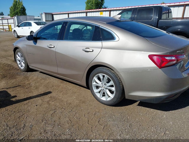 1G1ZD5ST7NF116129 Chevrolet Malibu Fwd Lt