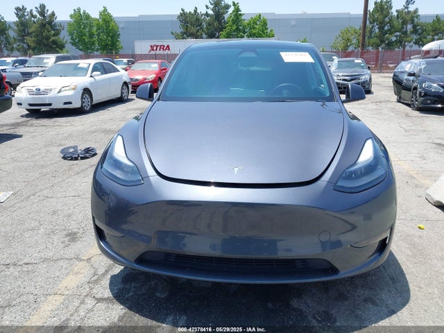 7SAYGDEE3PF806715 Tesla 2023