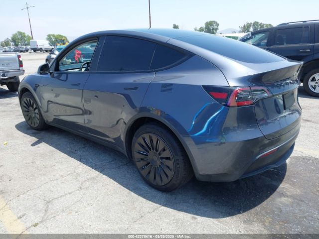 2023 TESLA MODEL Y 7SAYGDEE3PF806715 Photo 2