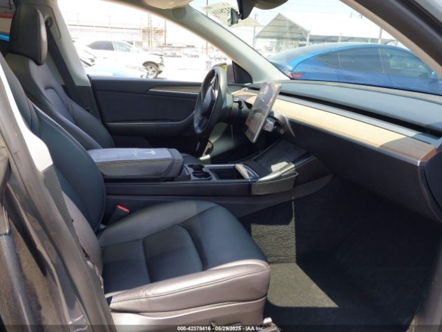2023 TESLA MODEL Y 7SAYGDEE3PF806715 Photo 4
