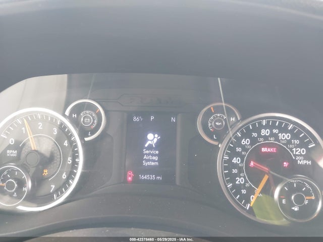 3C7WR4HJXNG108118 RAM 2500