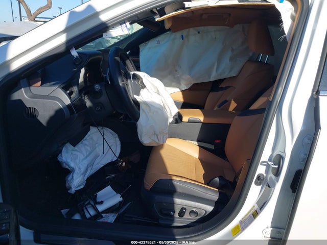Lexus a25a-fxs, 3nm 2022 58ADA1C14NU025268 Image 5