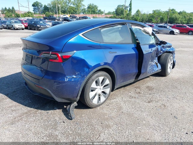 5YJYGDEEXMF131163 Tesla Model Y