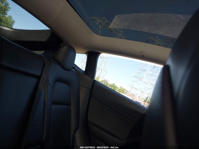 5YJYGDEEXMF131163 Tesla Model Y