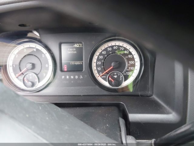 3C6MR5AJ8JG127319 RAM 2500 Tradesman  4x4 8' Box