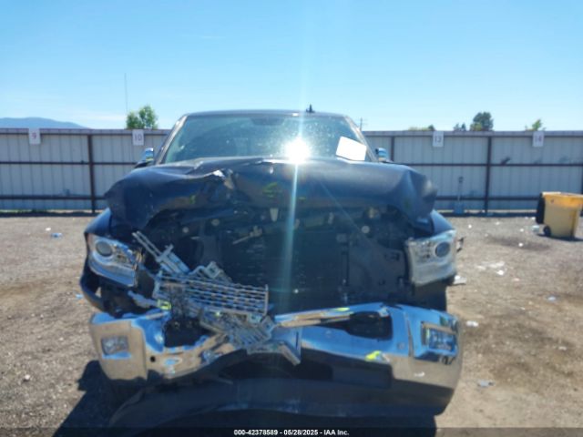 3C6UR5NL9JG276737 RAM 2500