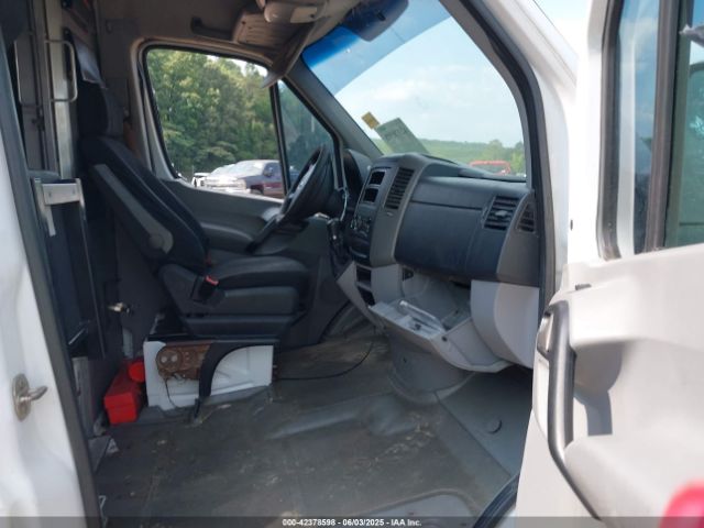 WD3PE8DE5E5831664 Mercedes-Benz Sprinter 2500 High Roof