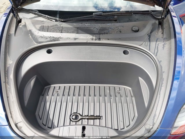 2023 TESLA MODEL 3 5YJ3E1EA1PF572180 Photo 9